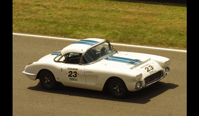 Corvette C2 Racing at Le Mans 1960 1